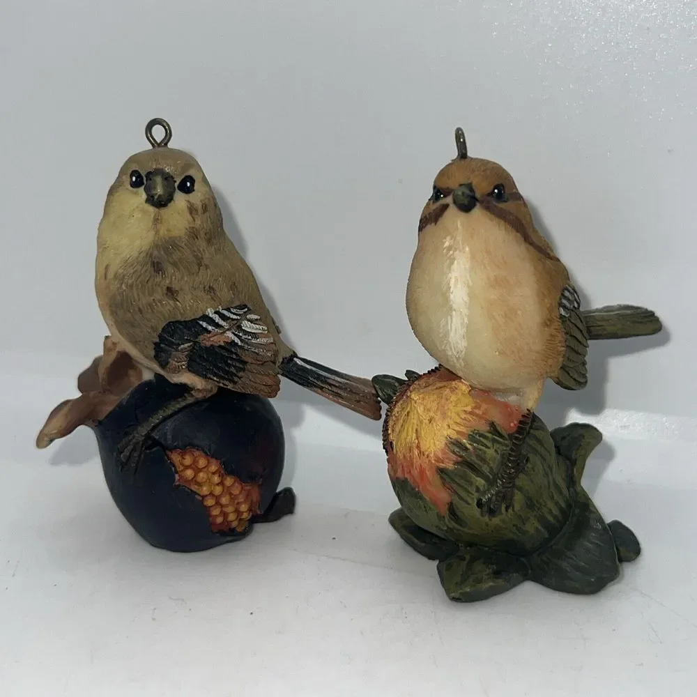Vintage Sparrow & Songbird Detailed‎ Birds Bird Figurines Resin Decor Ornaments
